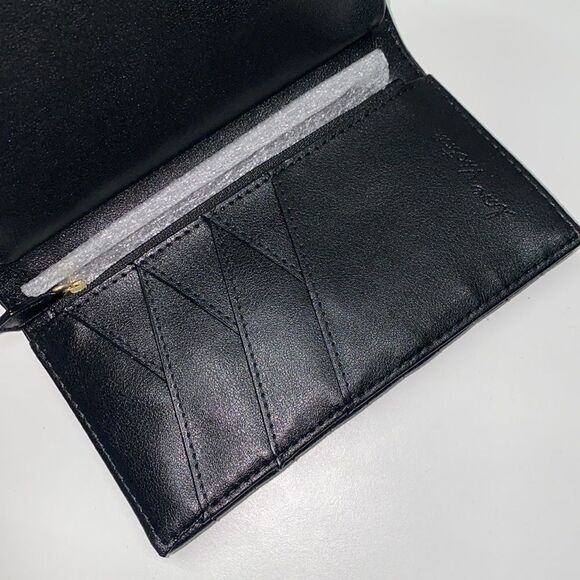 NEW Victoria's Secret V-Quilt Metallic Wallet w/ Wrist Strap black bag - Picture 3 of 7